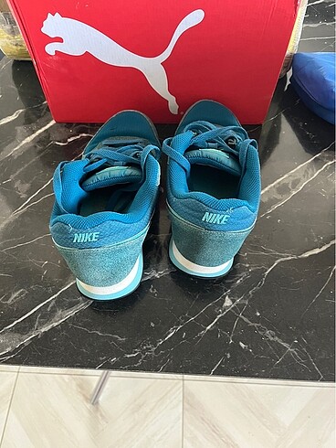 38 Beden Nike md runner2