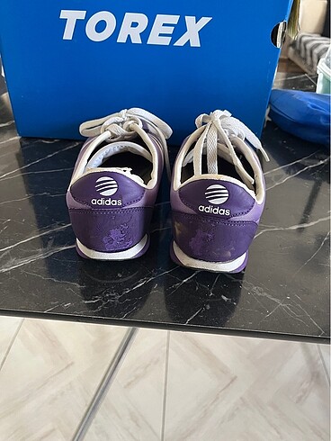 Adidas Adidas