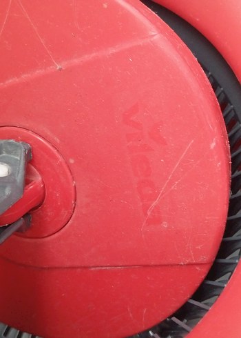 Kırmızı Saplı Gri Temizlik Kovası - Görsel 5