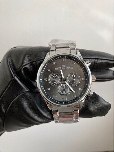 Armani Saat