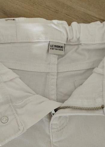 LC Waikiki Erkek Çocuk Beyaz Pamuklu Kemerli Pantolon