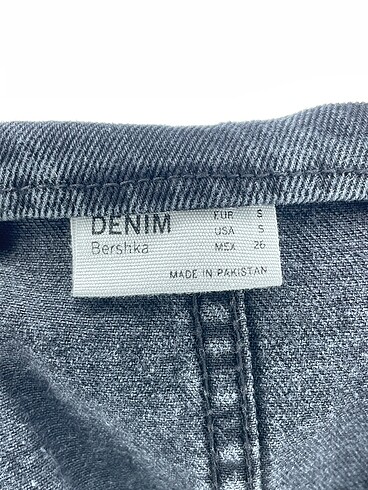 s Beden çeşitli Renk Bershka Kısa Salopet %70 İndirimli.