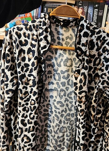 Diğer Leopar Pijama Takımı