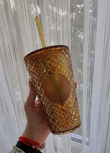 Starbucks altın parıltılı pipetli bardak