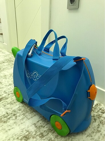 Trunki valiz