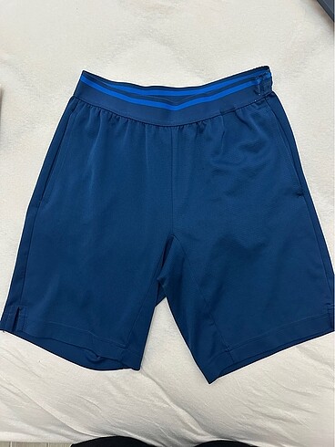 Orijinal adidas şort