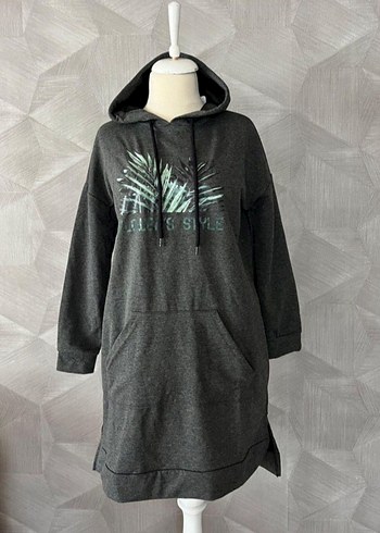 Gri Kapüşonlu Uzun Kollu Salaş Sweatshirt