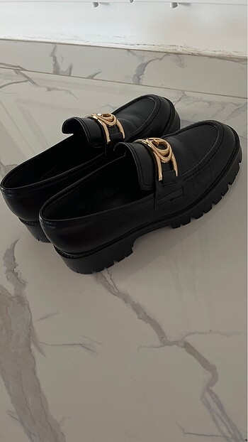 39 Beden Guess ayakkabı