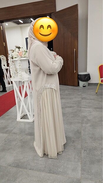 Diğer Krem abaya