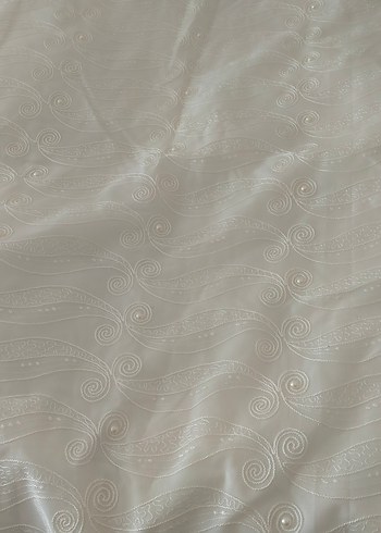 Beyaz Nakışlı Yatak Örtüsü - Görsel 5