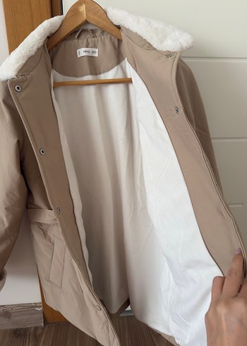 Krem Renk Kadın Kışlık Mont Kürklü Yaka - Görsel 4