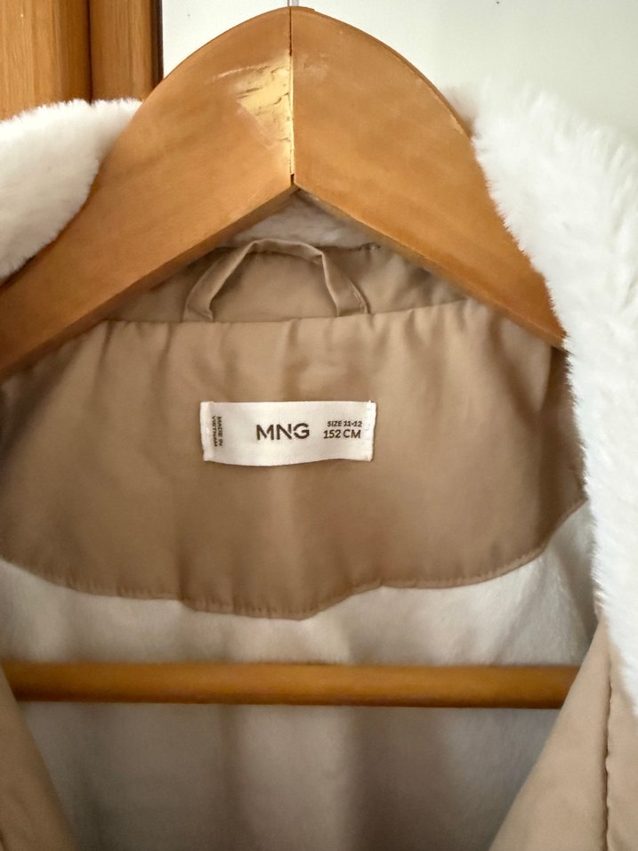 Krem Renk Kadın Kışlık Mont Kürklü Yaka - Görsel 2