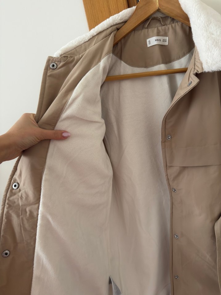 Krem Renk Kadın Kışlık Mont Kürklü Yaka - Görsel 3