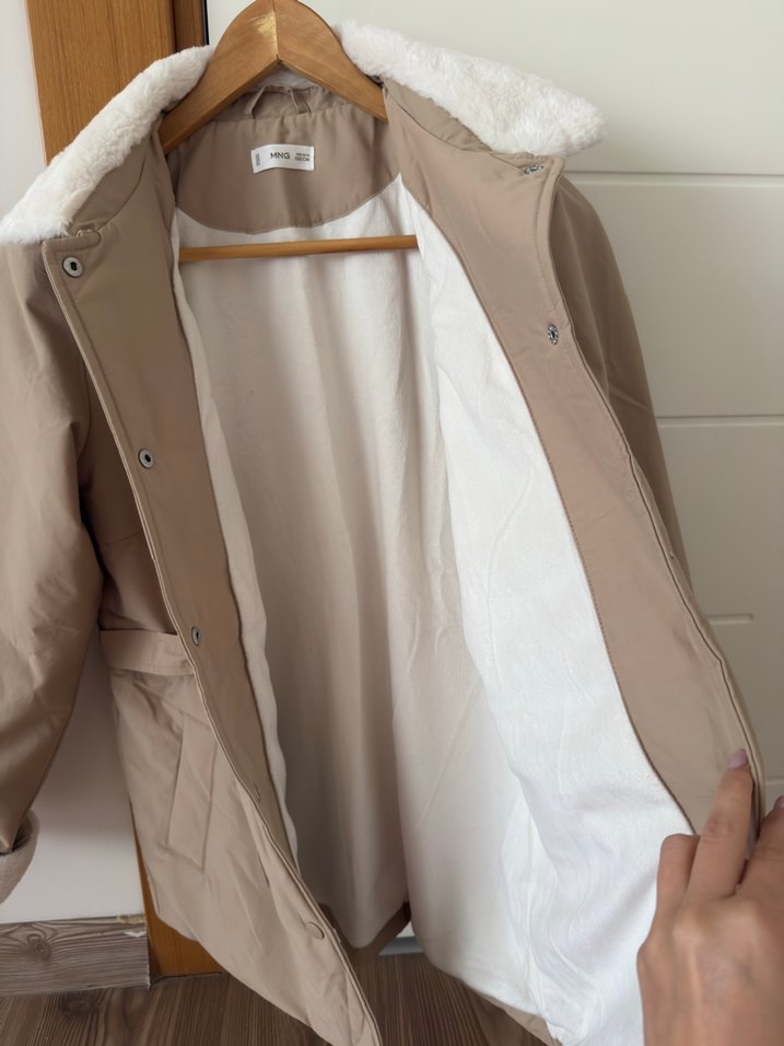 Krem Renk Kadın Kışlık Mont Kürklü Yaka - Görsel 4
