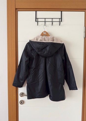 Siyah Midi Peluş Detaylı Salaş Kaban - Görsel 5