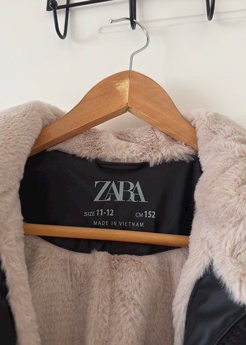 Siyah Midi Peluş Detaylı Salaş Kaban - Görsel 2