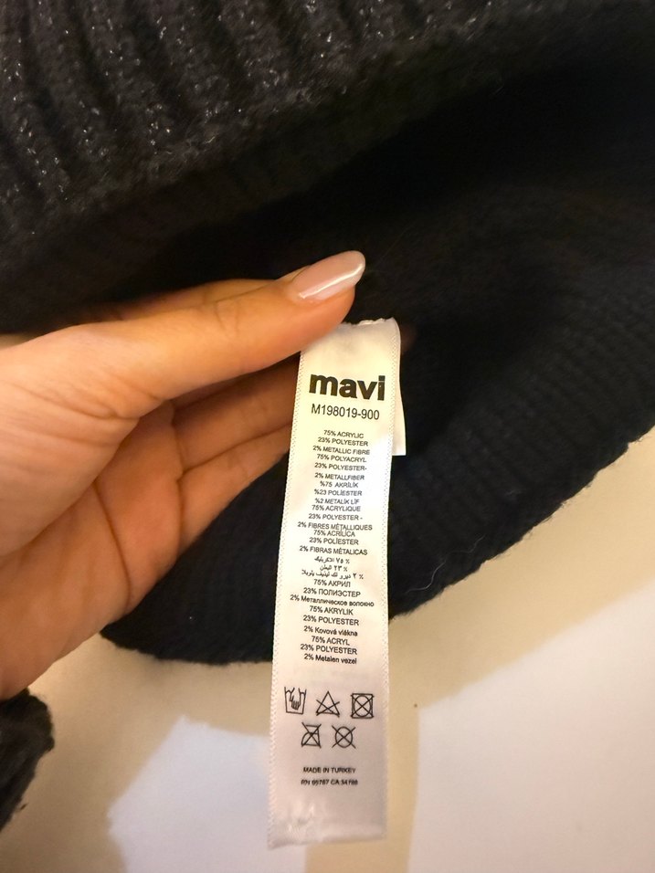 Siyah Kadın Bere - Görsel 3