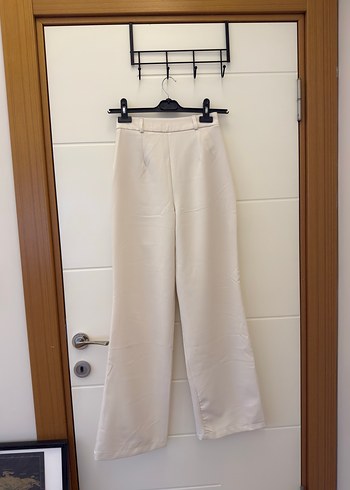 Beyaz - krem  Rahat Kesim Kadın Pantolon - Görsel 3