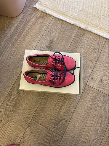 37 Beden Orijinal keds marka ayakkabı