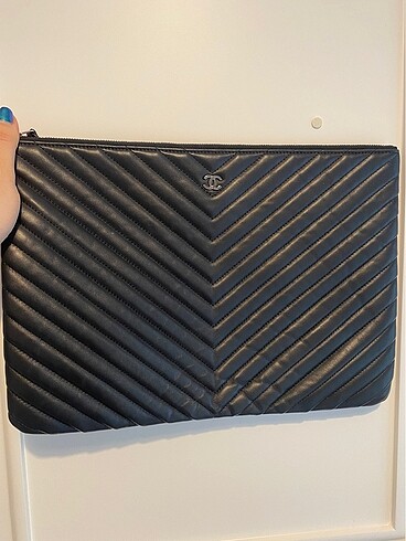 Chanel clutch çanta