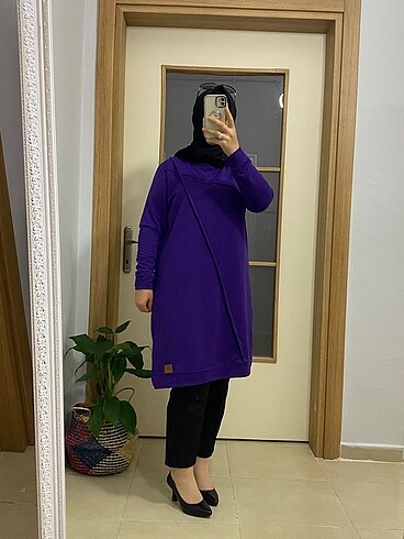 52 Beden siyah Renk ÇİMALI TUNİK - 40-42-44 BEDEN KALDI