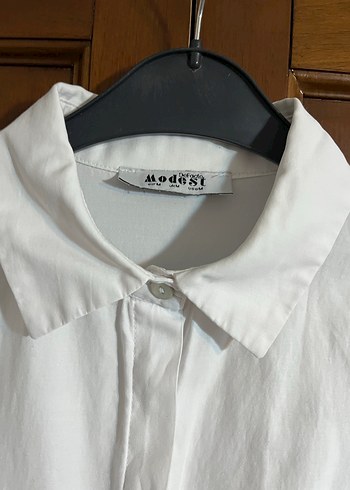 Kadın Beyaz Belden Oturmalı Gömlek - Görsel 3