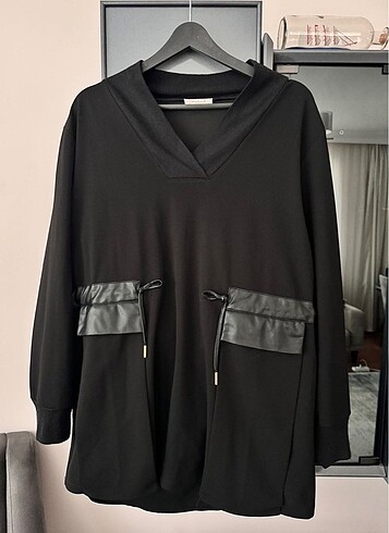 Niqozza Tunik
