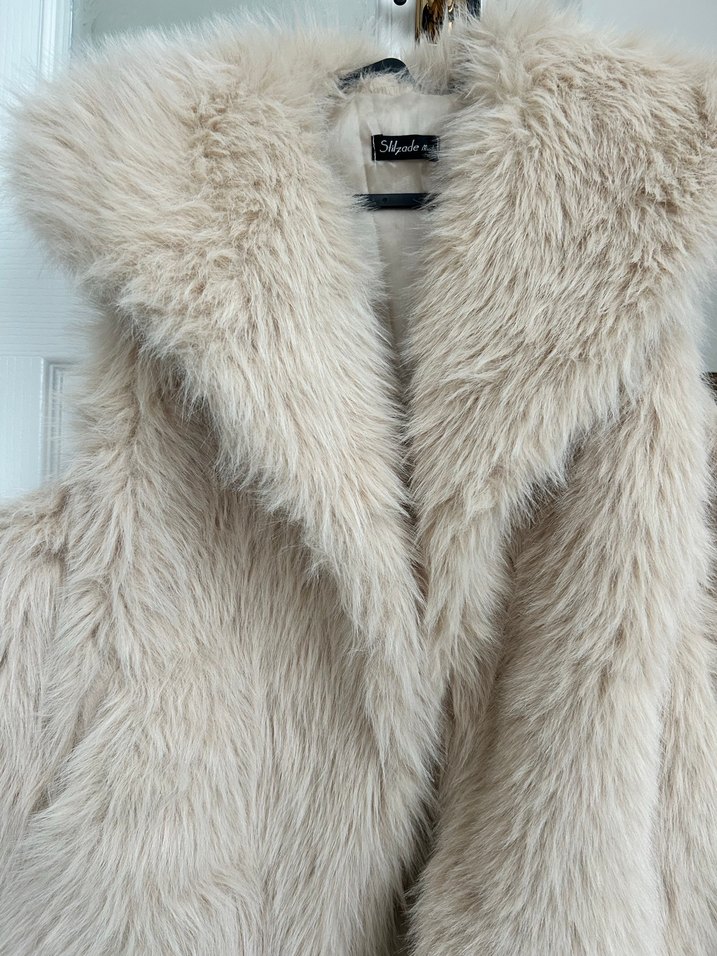 Bej Kürk Detaylı Midi Kadın Yelek - Görsel 4