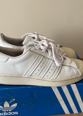 37 Beden Beyaz Adidas Süperstar Kadın Spor Ayakkabı