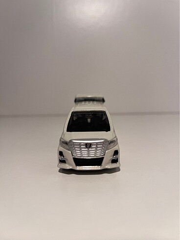 Tomica No.12 Toyota Alphard White