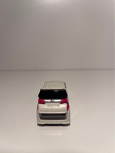 Beden Tomica No.12 Toyota Alphard White