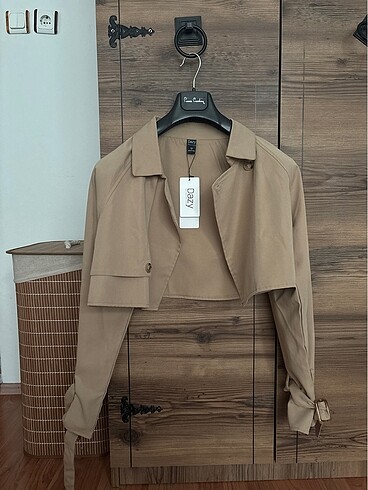 Crop ceket