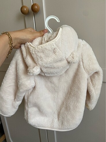 H&M Zara kazak