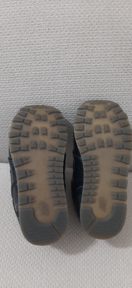 New Balance marka spor ayakkabı - Görsel 4