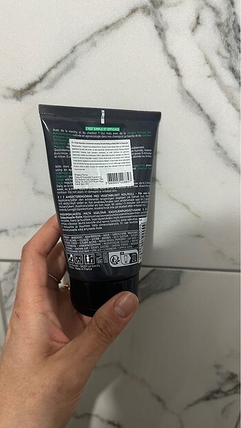 Beden Yves rocher pure menthe yüz yıkama jeli