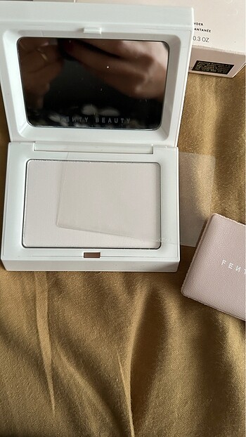 Beden Fenty beauty matlaştırıcı pudra