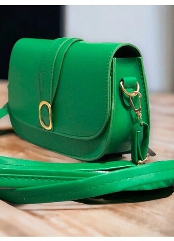 Yeşil Çanta