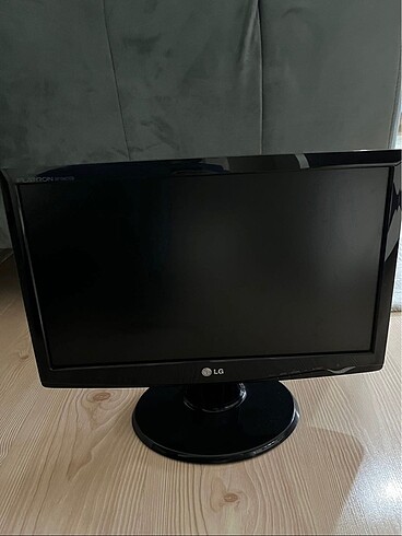 LG FLATRON MONİTÖR 19 İNÇ