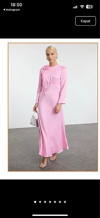 Pembe tesettür abiye