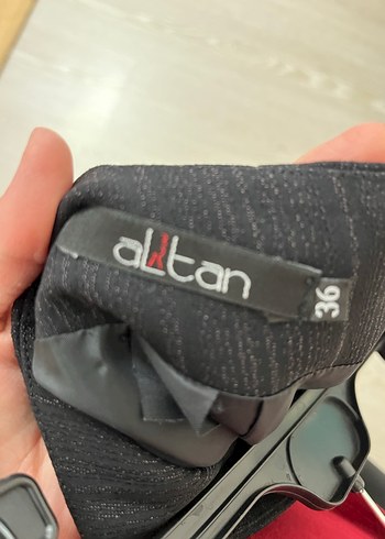 36 Beden Düğmeli Siyah Kadın Ofis Blazeri