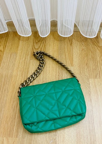 Zincir Detaylı Yeşil Kadın Çanta - Görsel 2