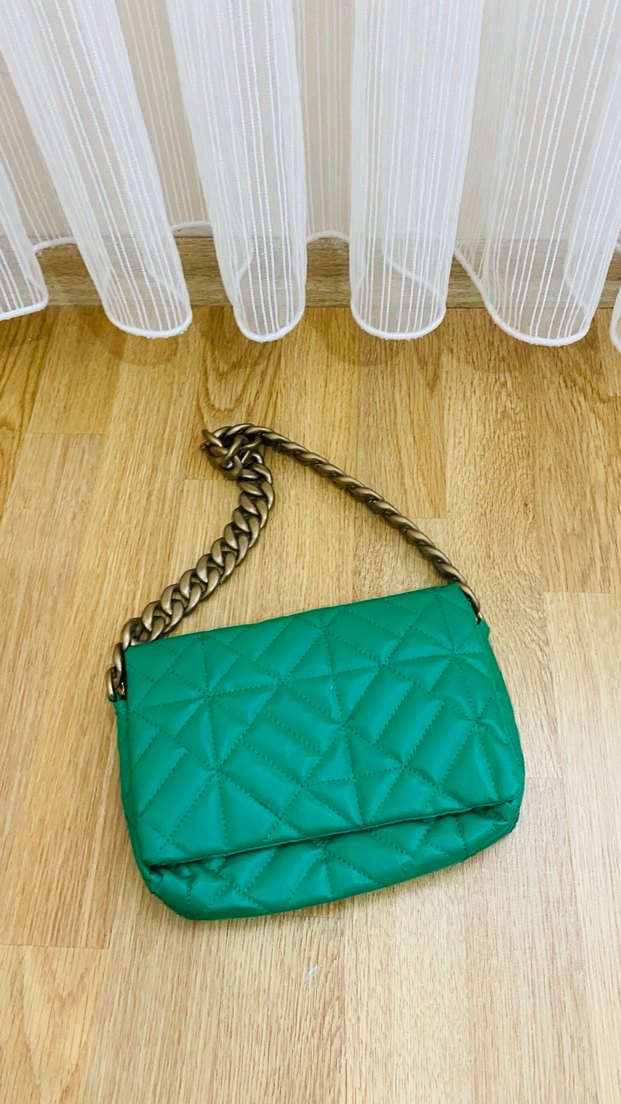 Zincir Detaylı Yeşil Kadın Çanta - Görsel 2