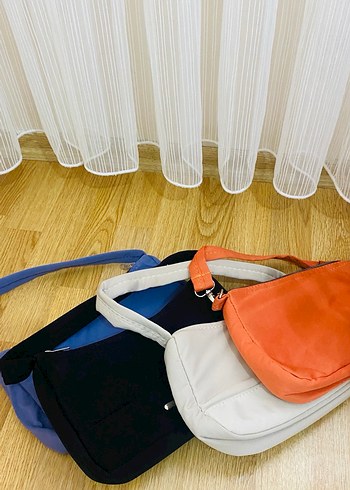 Çok Renkli Fermuarlı Kadın Çantası - Görsel 2