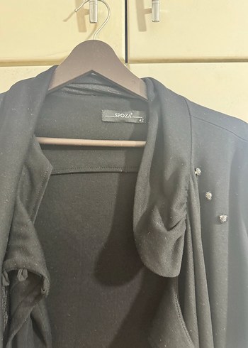 Drapeli Siyah Uzun Kadın Kaban - Görsel 2