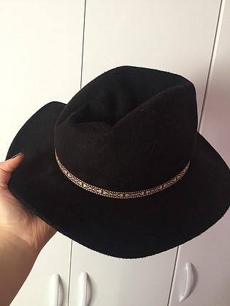 Zara retro şapka