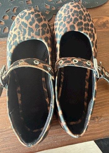 Kahverengi Leopar Desenli Tokalı Kız Çocuk Babet - Görsel 2