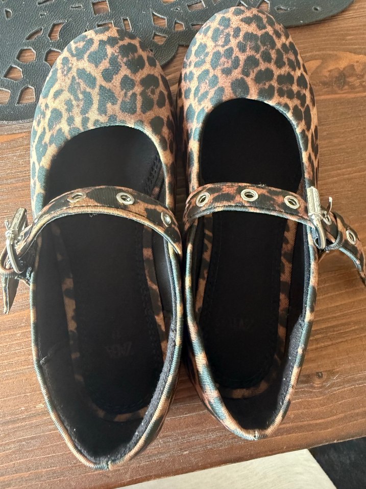 Kahverengi Leopar Desenli Tokalı Kız Çocuk Babet - Görsel 2