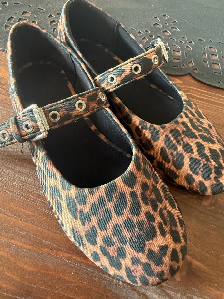 Kahverengi Leopar Desenli Tokalı Kız Çocuk Babet - Görsel 3