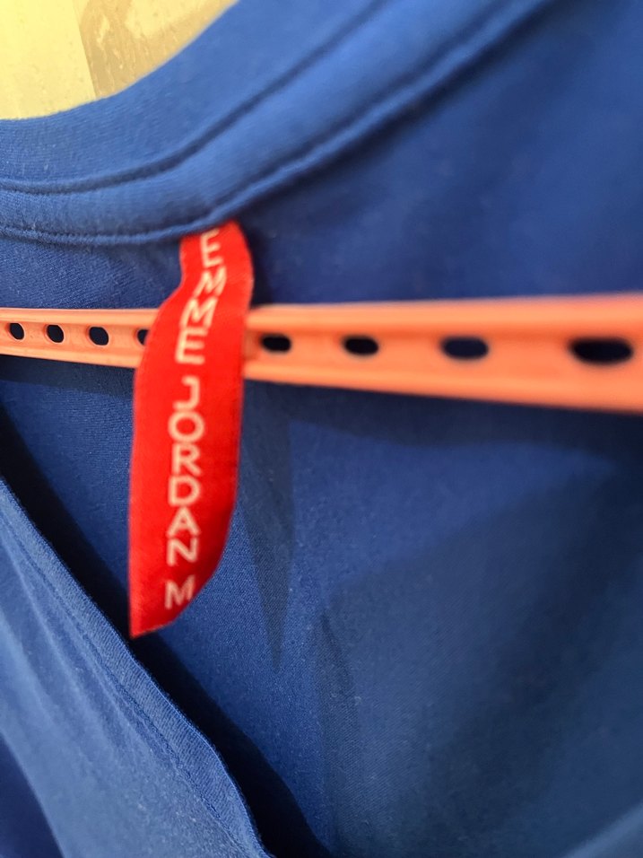 Mavi V Yaka Kadın Tişört - Görsel 2