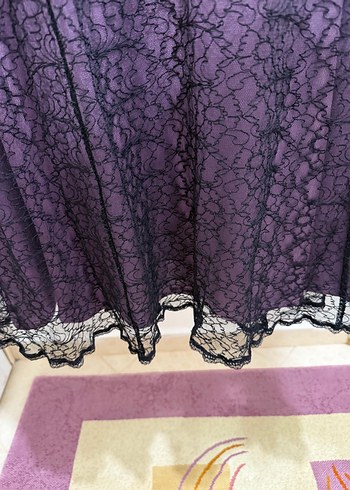 46 Beden mor Renk Mor Dantel Detaylı Uzun Gotik Elbise